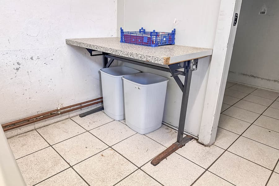 Schreibtisch